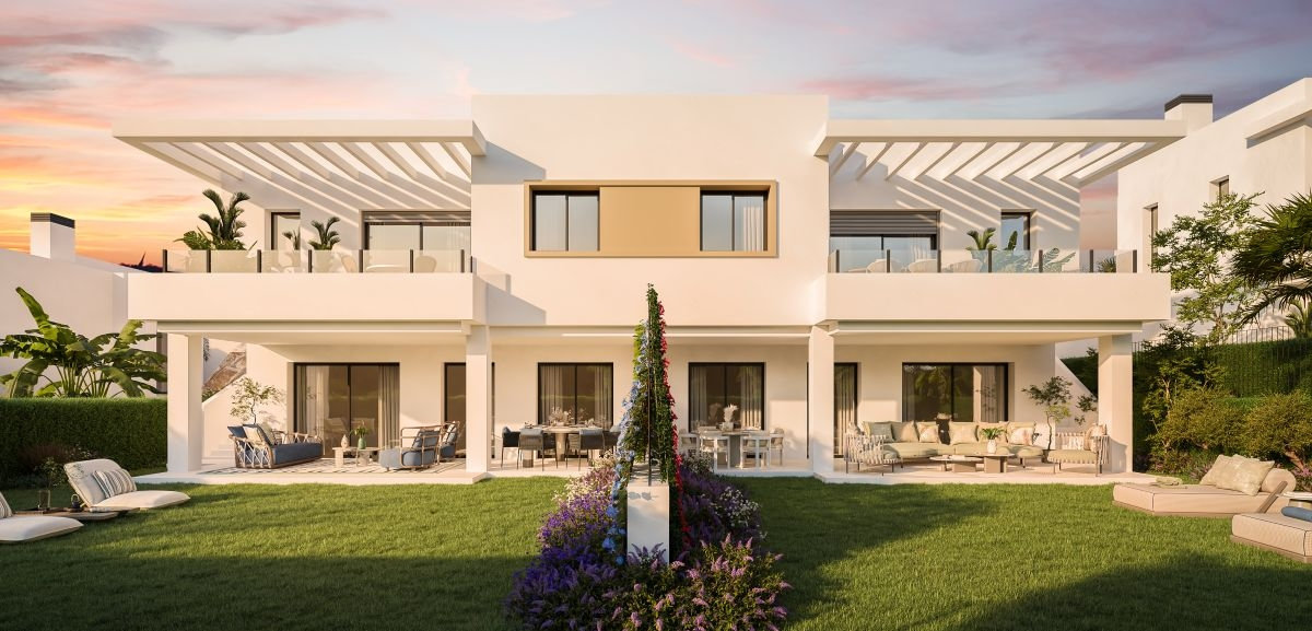 Apron Estepona luxury villas in Estepona golf